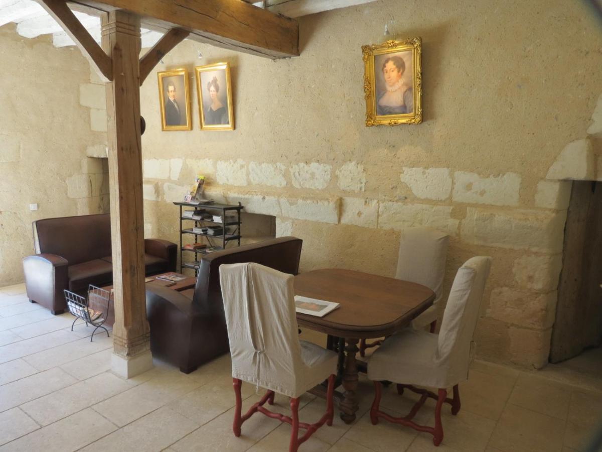 Le Chatelet Thilouze 外观 照片