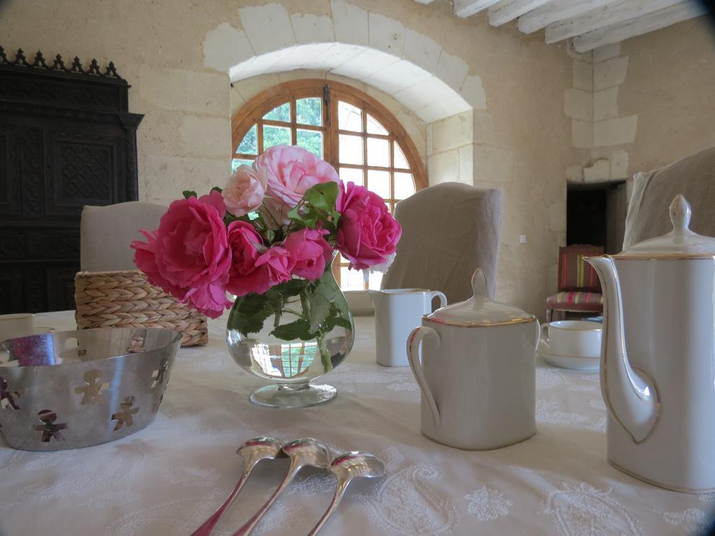 Le Chatelet Thilouze 外观 照片