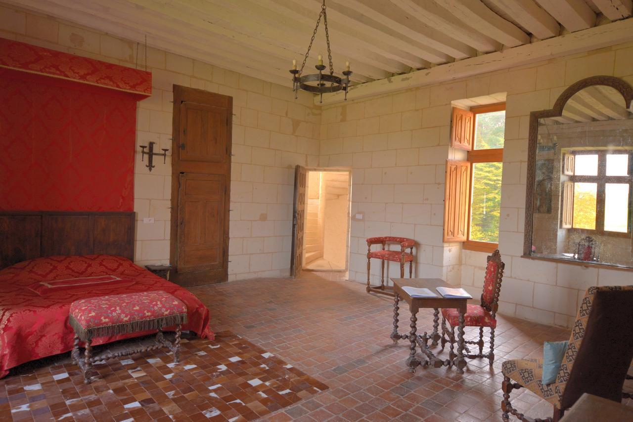 Le Chatelet Thilouze 外观 照片